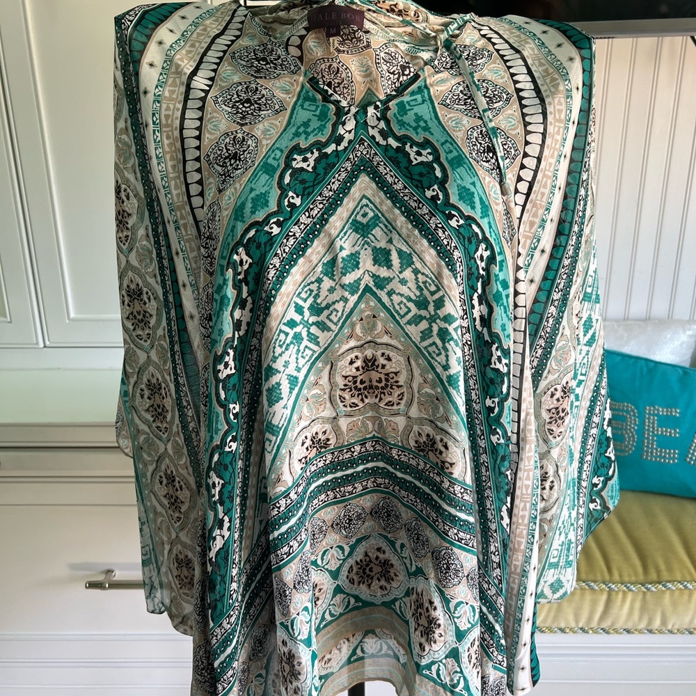 Lovely Halebob Tunic